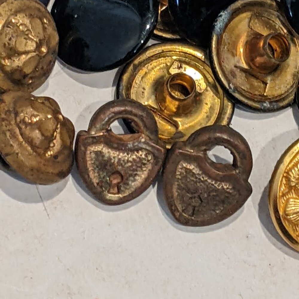 13.8oz Vintage Antique Button Brass Military Army Sailor Locket Mixed Sewing Lot - Picture 6 of 16